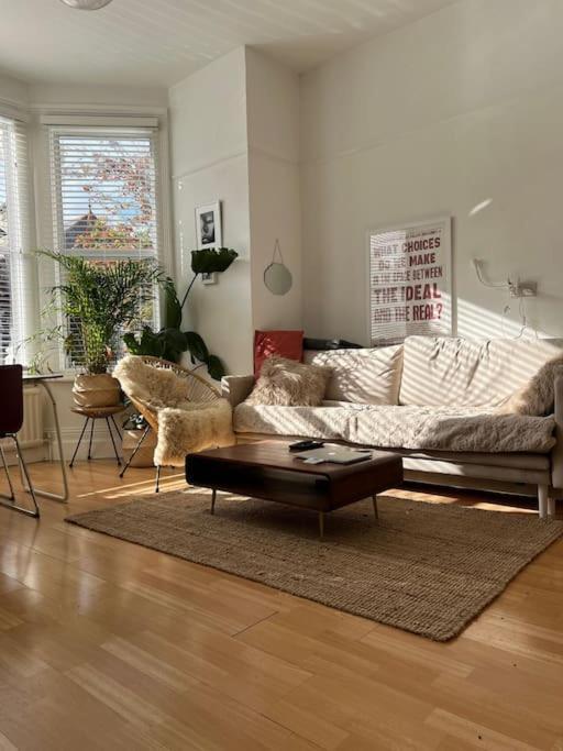 Gorgeous 1 Bed Flat Near Richmond Bridge. Apartment Luaran gambar
